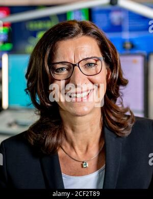 Hamburg, Deutschland. September 2020. Katja Marx, Leiterin des NDR-Radios, steht in einem der Radiostudios des Senders. Der Deutsche Radiopreis wird am 10. September 2020 in Hamburg verliehen.Quelle: Axel Heimken/dpa/Alamy Live News Stockfoto