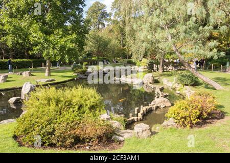 Die Kyoto Japanischer Garten in Holland Park, Holland Park Avenue, Kensington, London, W11, Großbritannien Stockfoto