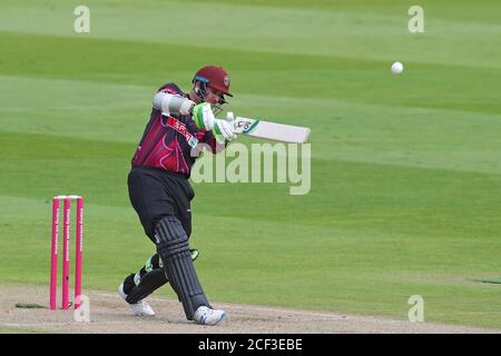 Edgbaston, Großbritannien. September 2020. EDGBASTON, ENGLAND. SEPTEMBER 03 2020: Steven Davies von Somerset spielt einen Schuss während des Vitality Blast T20 Worcestershire Rapids gegen Somerset Cricket Match am Edgbaston Cricket Ground, Birmingham, England. Am 3. September 2020 (Foto von Mitchell Gunn/ESPA-Images) Quelle: European Sports Photo Agency/Alamy Live News Stockfoto