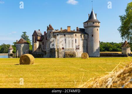 Gotische Architektur, Chateau de la Brede, Frankreich, am sonnigen Sommertag Stockfoto