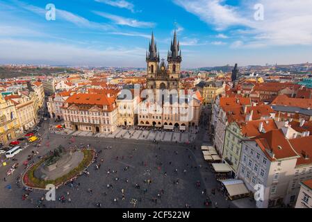 Erhöhter Blick auf den Altstädter Ring in Prag, Tschechien Stockfoto