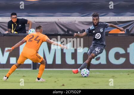 Houston, Texas, USA. September 2020. Minnesota United Stürmer Raheem Edwards (44) tritt den Ball gegen den Houston Dynamo im BBVA Stadium in Houston, Texas. Maria Lysaker/CSM/Alamy Live News Stockfoto