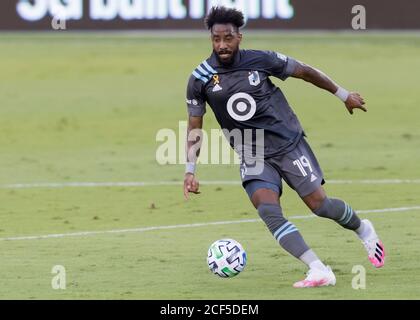 Houston, Texas, USA. September 2020. Minnesota United Verteidiger Romain Metanire (19) dribbelt den Ball gegen den Houston Dynamo im BBVA Stadium in Houston, Texas. Maria Lysaker/CSM/Alamy Live News Stockfoto