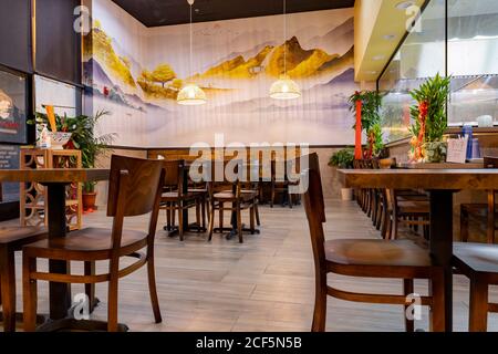 Las Vegas, 24. AUGUST 2020 - Blick von innen auf ein Nudelrestaurant Stockfoto