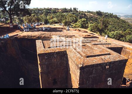 Lalibela, Äthiopien - 04. November 2018: Eine der Felsenkirchen in Lalibela, Äthiopien Stockfoto