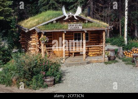 Chena Village Blockhütte in der Nähe von Fairbanks, Alaska, USA. Stockfoto