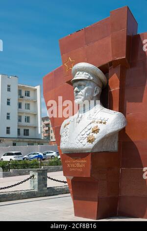 ULAANBAATAR, MONGOLEI - Jun 24 2017: Jukov Statue im Marshall Jukov House Museum in Ulaanbaatar, Mongolei. Georgij Schukow (1896 – 1974) war eine Sowe Stockfoto