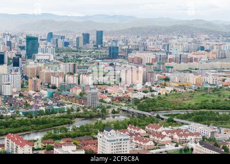 ULAANBAATAR, MONGOLEI - Ulaanbaatar Stadt. Ulaanbaatar ist die Hauptstadt und größte Stadt der Mongolei. Stockfoto