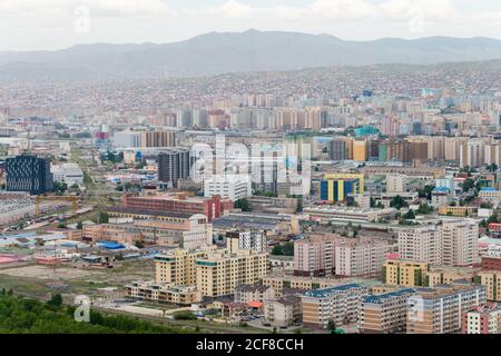 ULAANBAATAR, MONGOLEI - Ulaanbaatar Stadt. Ulaanbaatar ist die Hauptstadt und größte Stadt der Mongolei. Stockfoto