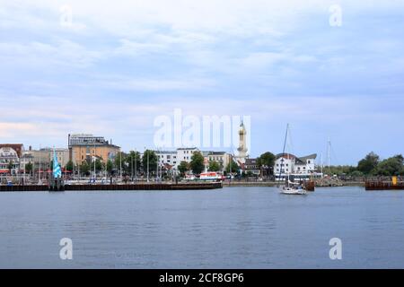 August 21 2020 - Rostock-Warnemünde, Mecklenburg-Vorpommern: Hafen mit historischen Schiffen an der ostsee Stockfoto