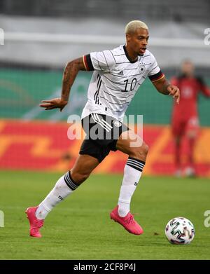 Wiesbaden, Deutschland. September 2020. Fußball, U21 Männer: Europameisterschaft Qualifikation, Deutschland - Moldawien, 1. Runde, Gruppe 9, 9. Spieltag in der Brita-Arena. Deutschlands Lukas Nmecha in Aktion. Kredit: Arne Dedert/dpa/Alamy Live Nachrichten Stockfoto