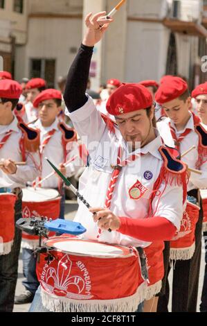 Damaskus Syrien 04/12/2009 Osterparade durch die Altstadt mit Band Und Kinder Stockfoto