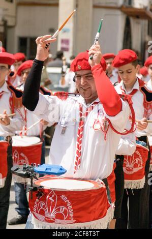 Damaskus Syrien 04/12/2009 Osterparade durch die Altstadt mit Band Und Kinder Stockfoto