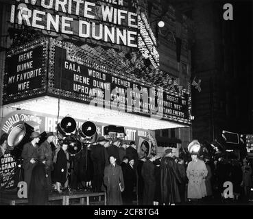 Weltpremiere von CARY GRANT und IRENE DUNNE in MY LIEBLINGSFRAU 1940 Regisseur GARSON KANIN Produzent LEO McCarey RKO Radiokorso Stockfoto