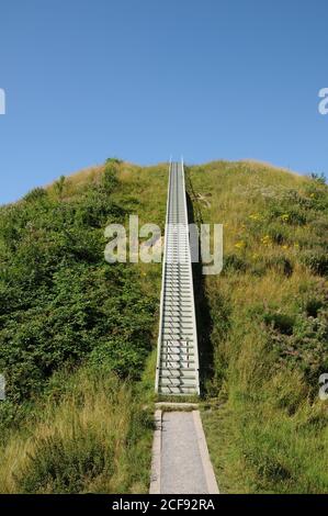 Castle Hill, Thetford, Norfolk. Thetford's Castle Mound ist das höchste mittelalterliche Erdwerk in Großbritannien. Stockfoto