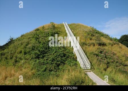 Castle Hill, Thetford, Norfolk. Thetford's Castle Mound ist das höchste mittelalterliche Erdwerk in Großbritannien. Stockfoto