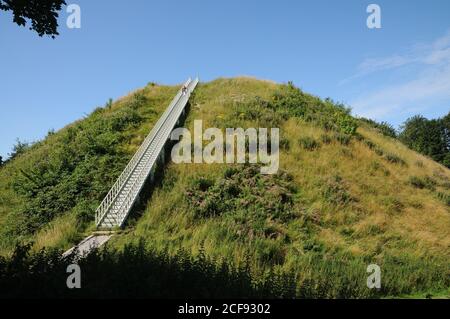 Castle Hill, Thetford, Norfolk. Thetford's Castle Mound ist das höchste mittelalterliche Erdwerk in Großbritannien. Stockfoto