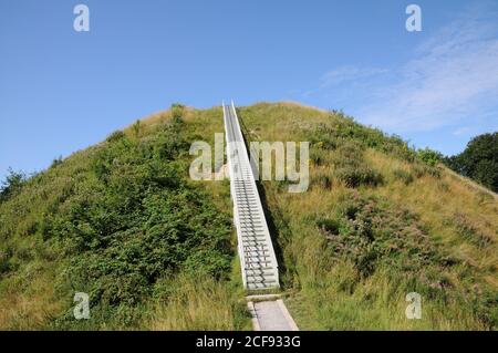 Castle Hill, Thetford, Norfolk. Thetford's Castle Mound ist das höchste mittelalterliche Erdwerk in Großbritannien. Stockfoto