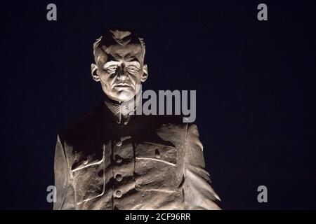 Witold Pilecki Denkmal im Museum des Zweiten Weltkriegs in 76. Jahrestag des Warschauer Aufstandes in Danzig, Polen. August 2020 © Wojciech Strozyk Stockfoto