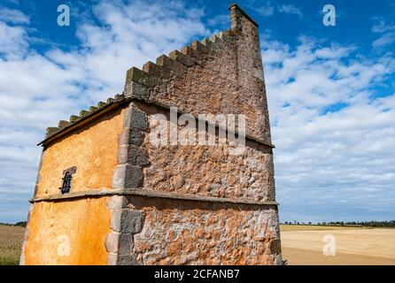 Alte Kalk gewaschen dovecot oder doocot, National Flag Heritage Centre im Sommer an sonnigen Tag, Athelstaneford, East Lothian, Schottland, Großbritannien Stockfoto