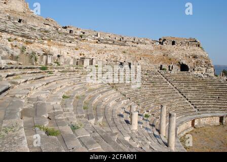 Ein schönes hellenistisches Theater in Milet, Türkei. Stockfoto