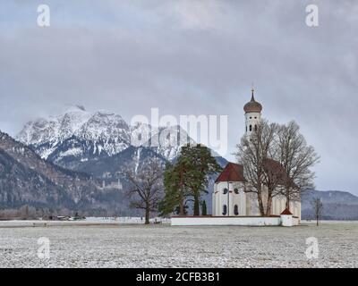 St. Kolomanische Kirche, Schloss Neuschwanstein, Schwangau, Hohenschwangau, Ostallgäu, Schwaben (Bayern), Freistaat Bayern, Deutschland, Ostallgäu, Allgäu, Stockfoto