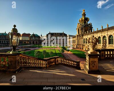 Zwinger, Kronentor Dresden, Porzellansammlung, Sophienstraße, Ostra-Allee, Theaterplatz, Dresden (Drježdźany, Drežďany) Landeshauptstadt Dresden, Frei Stockfoto