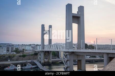 Pont de Recouvrance (Hebebrücke), Brest Frankreich, Frankreich Stockfoto