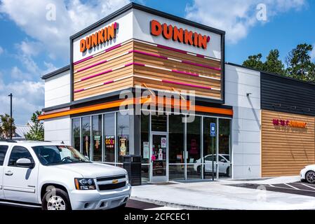 Dunkin' (ehemals Dunkin' Donuts) Kaffee- und Donut-Shop in Snellville, Georgia, östlich von Atlanta am Highway 78. (USA) Stockfoto