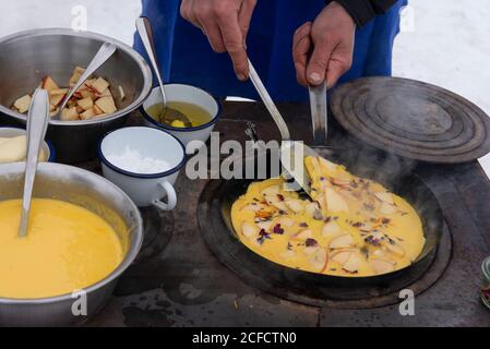 Italien, Südtirol, Trentino-Südtirol, Dolomiten, Seiser Alm, Seiser Alm, Mont Seuc, Schlerngebiet, Gostner Schwaige, Gourmetküche, Franz Stockfoto