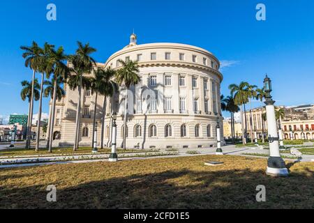 Seitenansicht von der Straße von Capitol, Alt-Havanna, Kuba Stockfoto