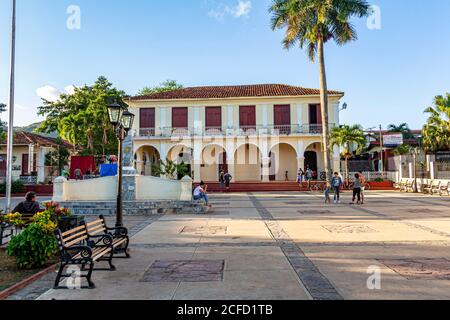 Stadtpark 'Jose Marti' in Vinales im Vinales Tal ('Valle de Vinales'), Provinz Pinar del Rio, Kuba Stockfoto