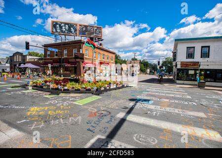 Minneapolis, MN, USA. September 2020. Eine allgemeine Ansicht des George Floyd Gedächtnisses und der umgebenden Gegend, in der George Floyd nahe 38. Straße und Chicago Allee am 4. September 2020 in Minneapolis, Minnesota getötet wurde. ( Credit: Chris Tuite/Image Space/Media Punch)/Alamy Live News Stockfoto