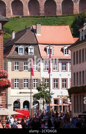 Fußgängerzone Hauptstraße in der Altstadt, Heidelberg, Baden-Württemberg, Deutschland, Europa Stockfoto