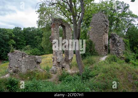 Deutschland, Sachsen-Anhalt, Stecklenberg, mittelalterliche Burgruine Stecklenburg im Harz. Stockfoto