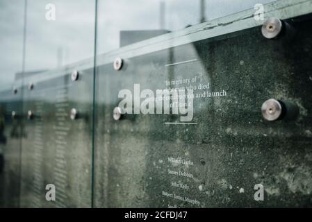 Plakette im Titanic Museum, Belfast, Nordirland Stockfoto