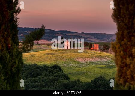 Europa, Italien, Val d'Orcia, Cappella Madonna di Vitaleta, Kapelle, Toskana, San Quirico d'Orcia, Provinz Siena, Stockfoto