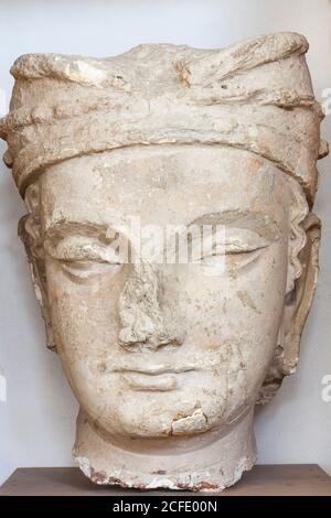 Stuckkopf von Buddha im hellenistischen Stil, Galerie von Gandhara, National Museum of Pakistan, Karachi, Sindh, Pakistan, Südasien, Asien Stockfoto