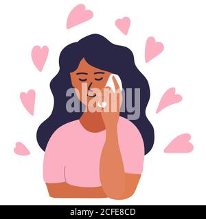 Handgezeichnetes Mädchen, das am Telefon spricht. Brunette weiblich hält Smartphone mit der Hand. Es gibt viele rosa Herzen um sie herum. Sich verlieben. Zeichentrickfilm Stock Vektor