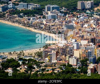 Luftaufnahme von Arenal mit Strand und Bucht, S'arenal, Arenal, Ballermann, Mallorca, Balearen, Spanien Stockfoto