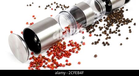 Pfeffermühle isoliert auf weißem Hintergrund Stockfoto