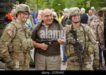 SOLDATEN DER US-Armee während der Übung "Dragoon Ride 2" am 07. Juni 2016 in Rezekne, Lettland. Stockfoto