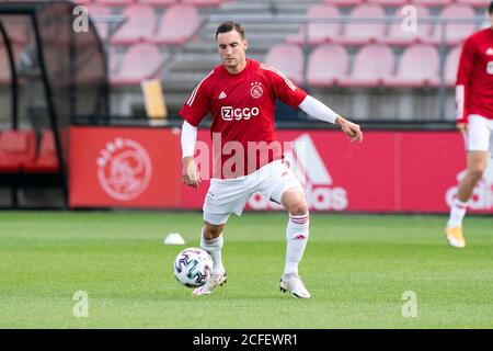 Amsterdam, Niederlande. September 2020. AMSTERDAM, 05-09-2020, Sportpark de Toekomst Fußball, freundliches Testspiel, Saison 2020-2021, Ajax - FC Augsburg, Ajax Spieler Nico Tagliafico Credit: Pro Shots/Alamy Live News Stockfoto