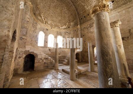 Innenraum der St. Nikolaus Kirche (Santa claus) in Demre Türkei. Stockfoto