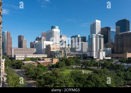 Luftaufnahme der Downtown Houston Skyline mit großem Park in Die Mitte Stockfoto