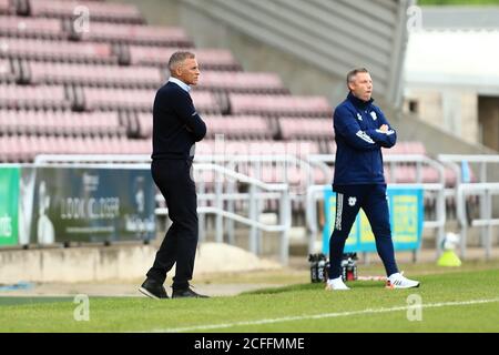 NORTHAMPTON, ENGLAND. 5. SEPTEMBER 2020 Northampton Town Manager Keith Curle beim Carabao Cup Spiel zwischen Northampton Town und Cardiff City im PTS Academy Stadium, Northampton. (Kredit: Leila Coker, MI News) Kredit: MI Nachrichten & Sport /Alamy Live Nachrichten Stockfoto