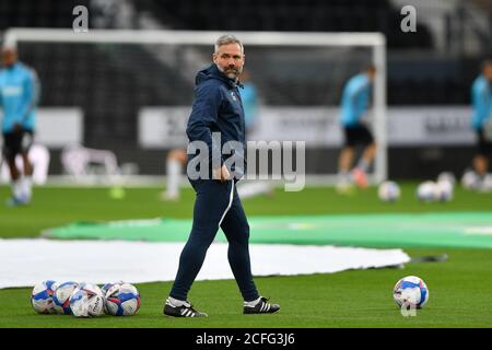 DERBY, ENGLAND. SEPTEMBER 5TH Barrow Manager, David Dunn während des Carabao Cup-Spiels zwischen Derby County und Barrow im Pride Park, Derby (Kredit: Jon Hobley - MI News) Kredit: MI News & Sport /Alamy Live News Stockfoto