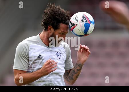 Northampton, Großbritannien. September 2020. 5. September 2020; PTS Academy Stadium, Northampton, East Midlands, England; English Football League Cup, Carabao Cup, Northampton Town gegen Cardiff City; Sean Morrison von Cardiff City während des Warm Up Credit: Action Plus Sports Images/Alamy Live News Stockfoto