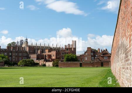 Eton, Windsor, Berkshire, Großbritannien. September 2020. Eton College Spielfelder. Die Schüler werden am Mittwoch, den 9. September nach der Coronavirus-Sperre wieder an die öffentliche Schule Eton College zurückkehren. Quelle: Maureen McLean/Alamy Stockfoto