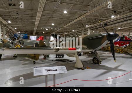 Ein Hawker Hurricane MkI Kämpfer aus dem Zweiten Weltkrieg, ausgestellt im RAF Museum, London, Großbritannien. Stockfoto